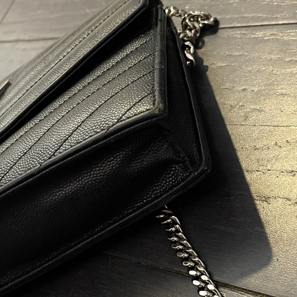 Saint Laurent matelassé envelope leather black wallet on chain bag women - Picture 6 of 13